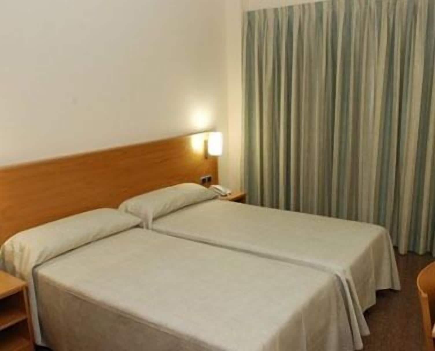 Hotel Miramar Playa Bilik gambar